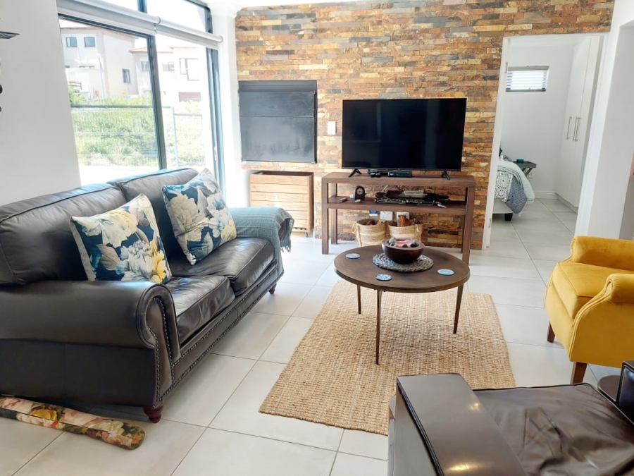 2 Bedroom Property for Sale in Island View Western Cape